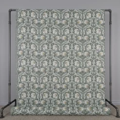 Grace grön gobeläng - Klassisk blommig Arts and Crafts design