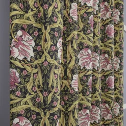 Grace rosa-grön gardiner - Klassisk blommig Arts and Crafts design
