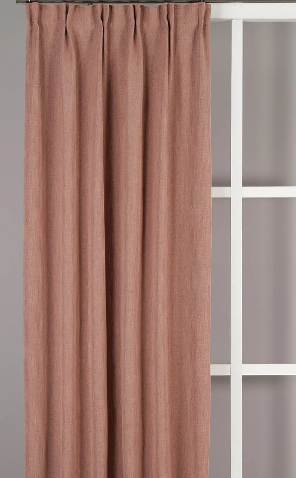 James rosa gardiner – Modern linne-look med lyxigt fall
