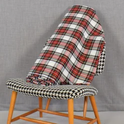 Tartan vit-röd skotskrutigt tyg